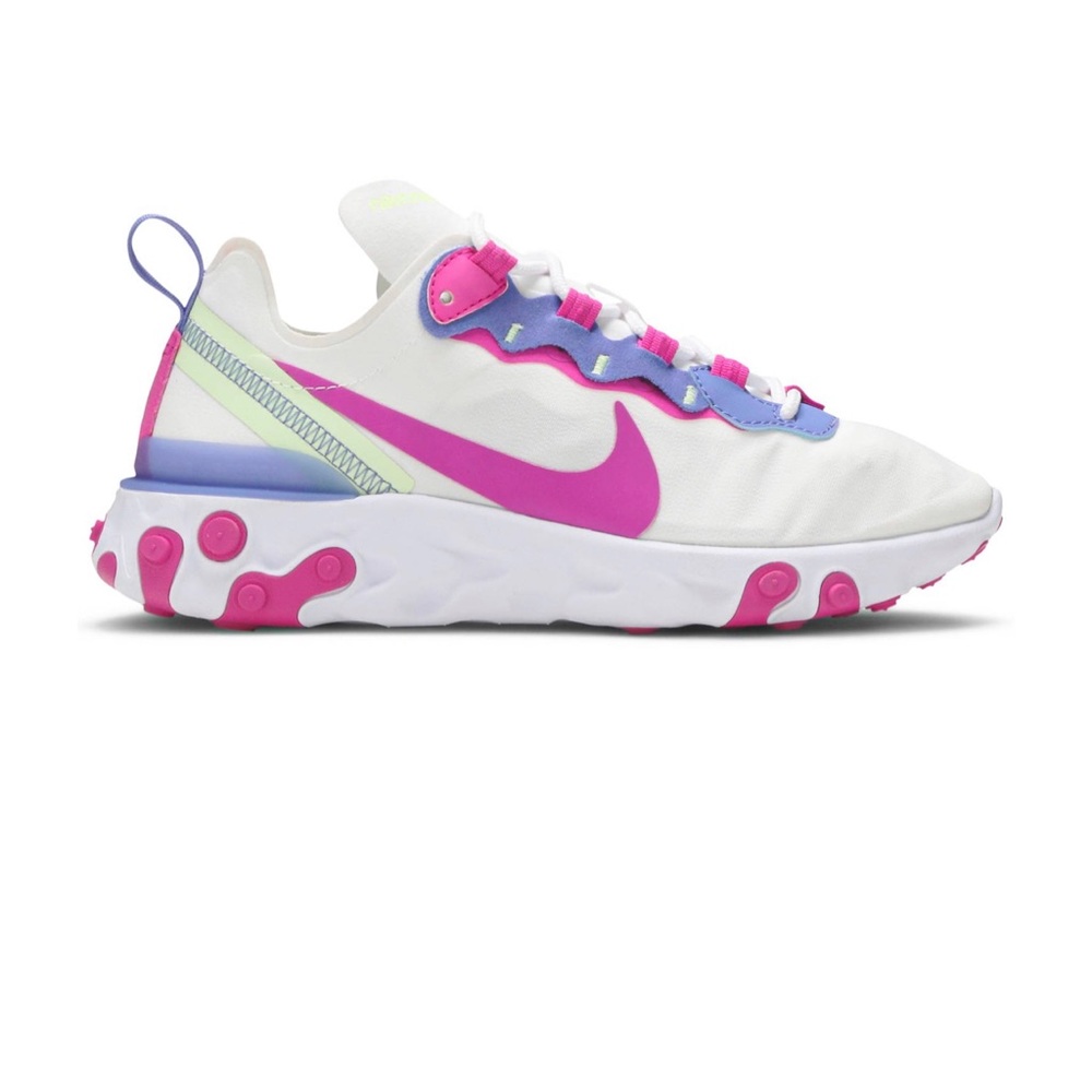 Wmns React Element 55 'White Fire Pink' size 7. Worn only 2 times outside ❤️